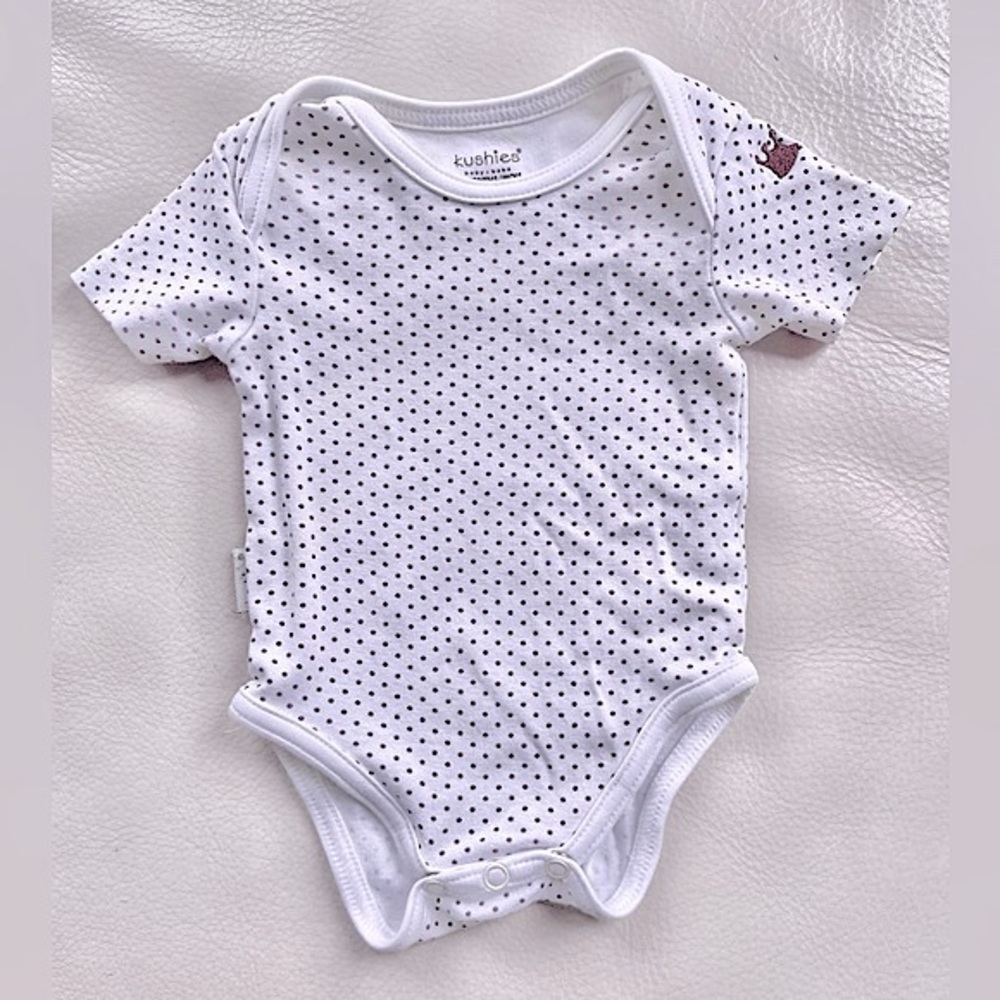 10/$30💥Kushies Unisex Soft Onesie Bodysuit, White & Brown Polka Dots, Crown